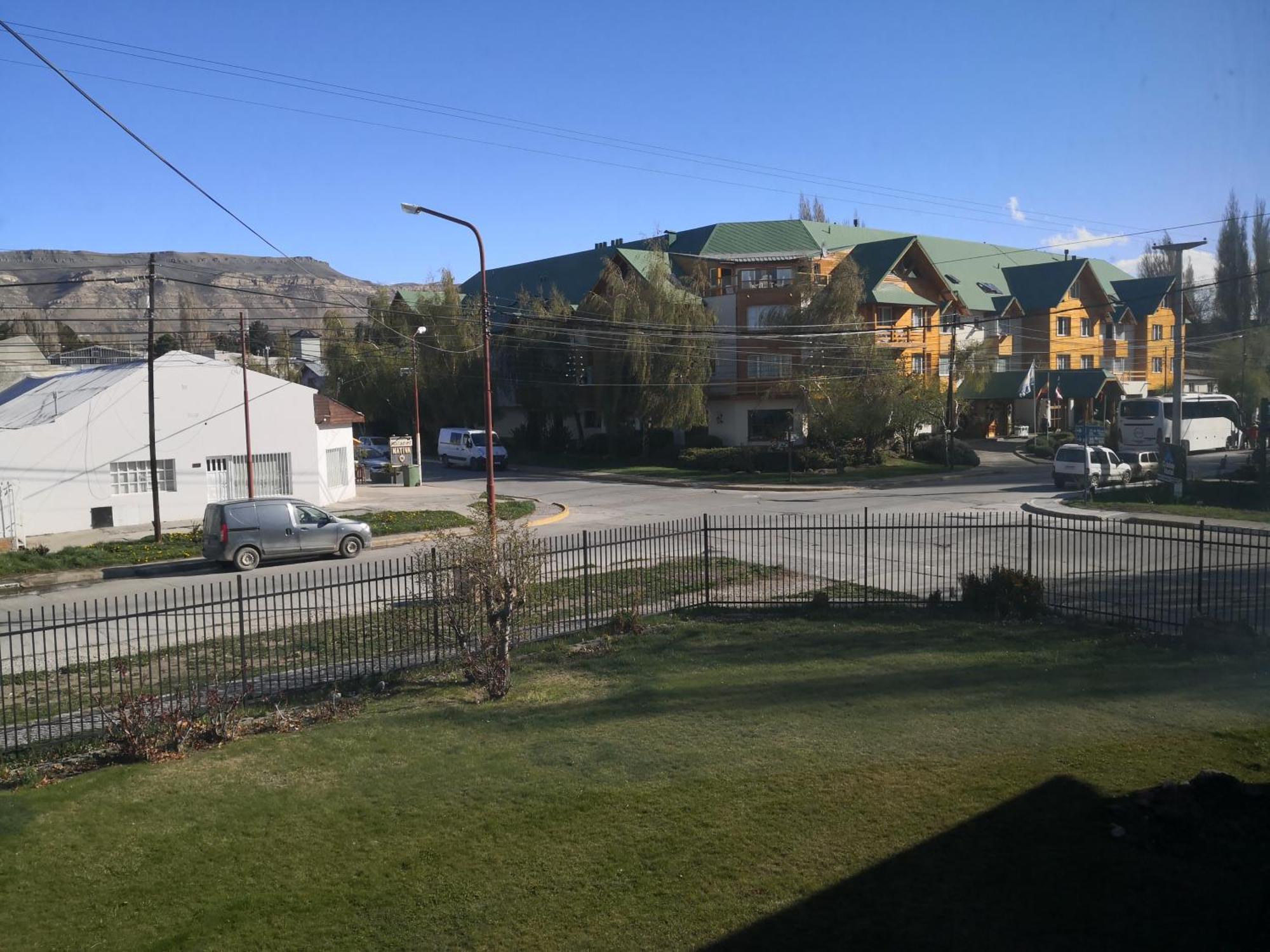 Los Lagos Hotel El Calafate Exterior foto